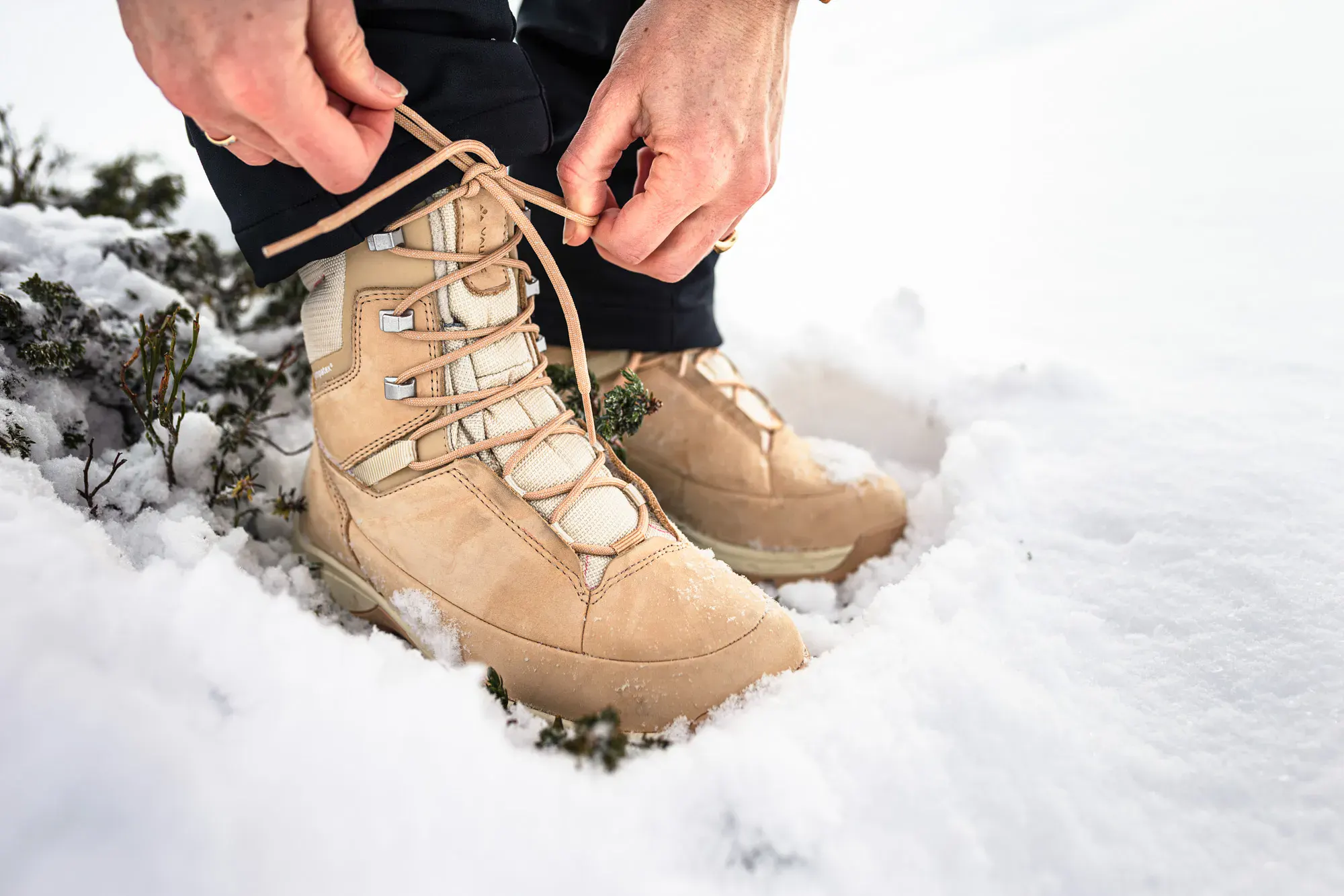 Calzado outdoor sostenible VAUDE para senderismo y montaña